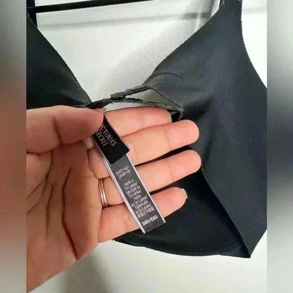 Victorias Secret Push Up Black Bra 36D - Picture 5 of 5